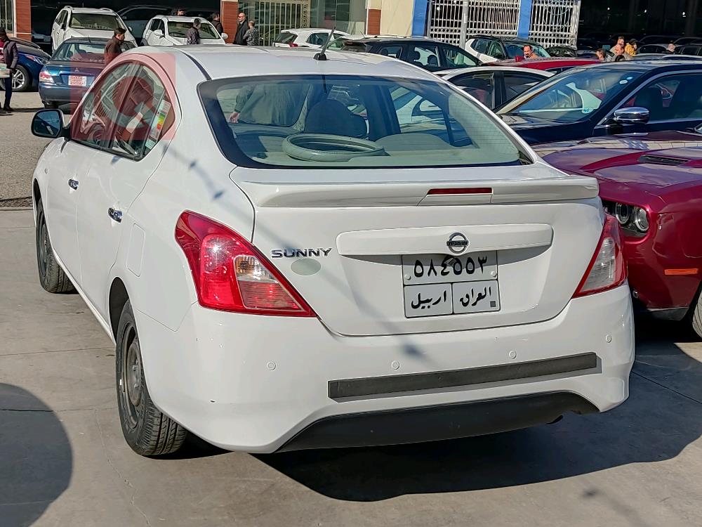 نیسان سەنی
